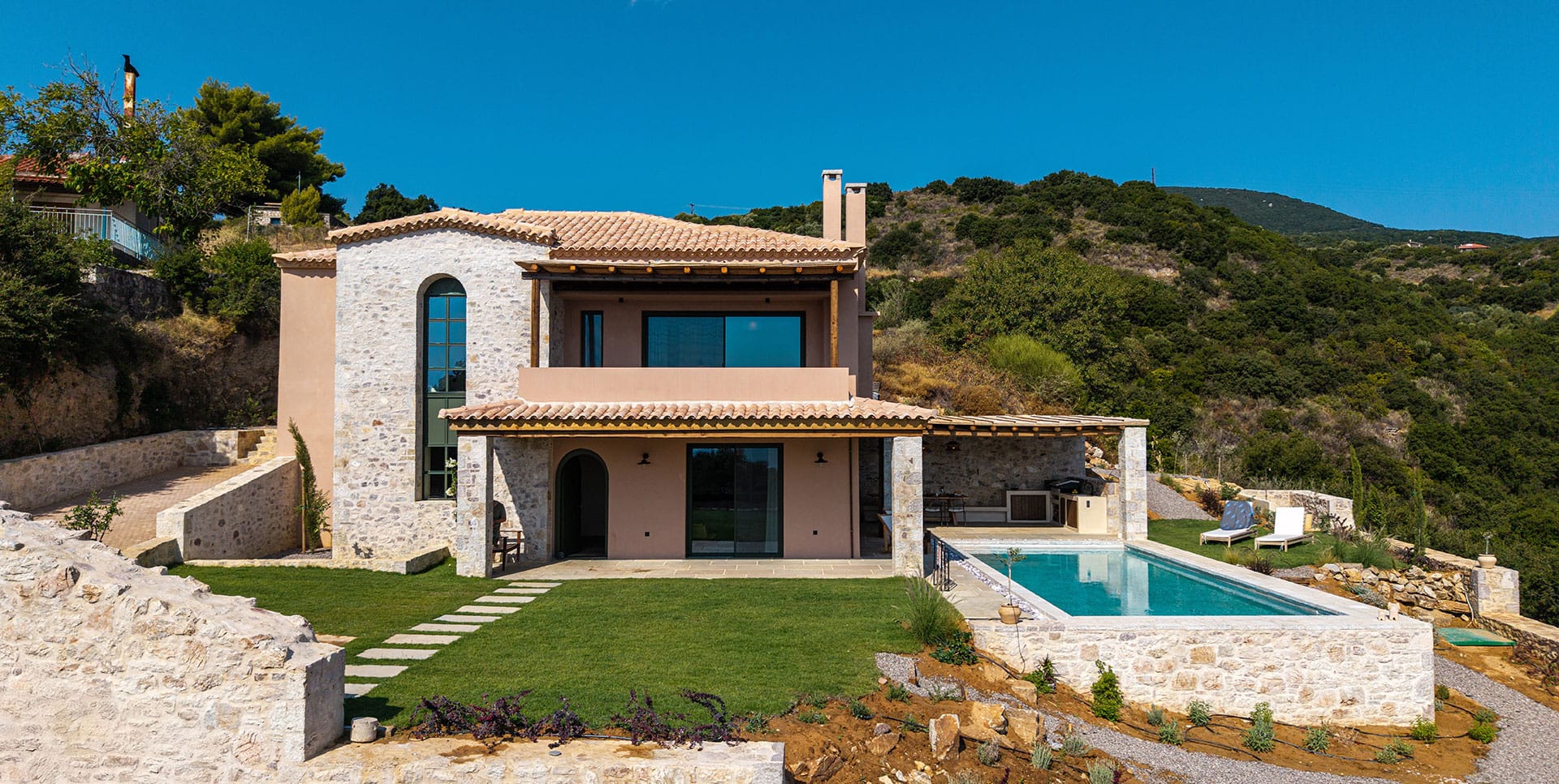 The Sagehill Stonehouse in Messinia